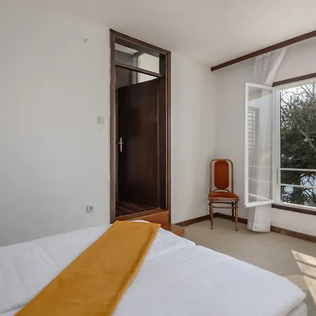 Boarding House Uvala Scott Kraljevica