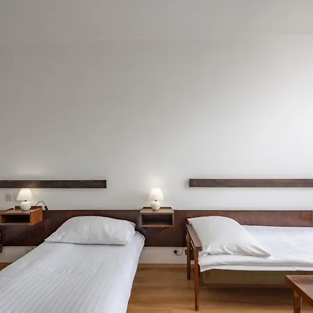 Boarding House Uvala Scott Locanda