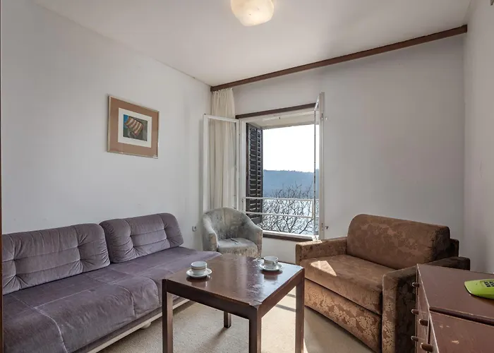 Inn Uvala Scott Kraljevica